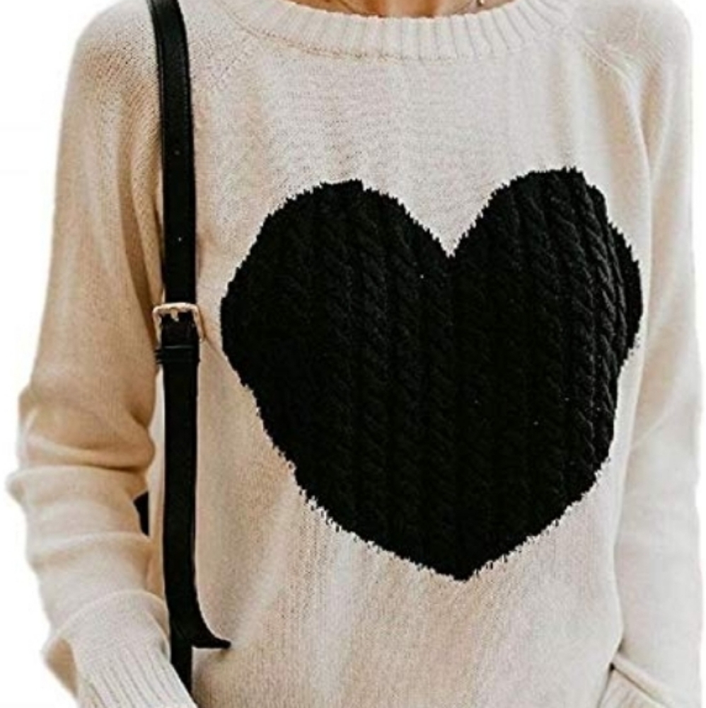 NWOT cream sweater with black heart - Picture 1 of 2